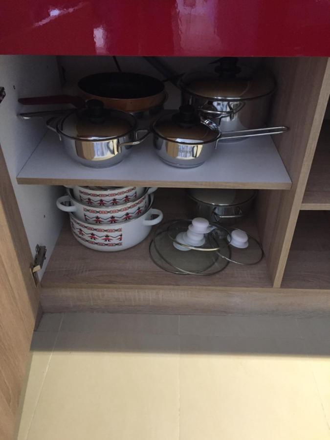 Igi Red Flat With Free Private Parking Apartman Kolozsvár Kültér fotó