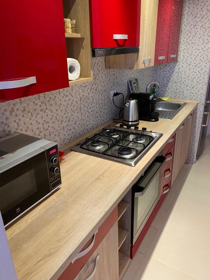Igi Red Flat With Free Private Parking Apartman Kolozsvár Kültér fotó
