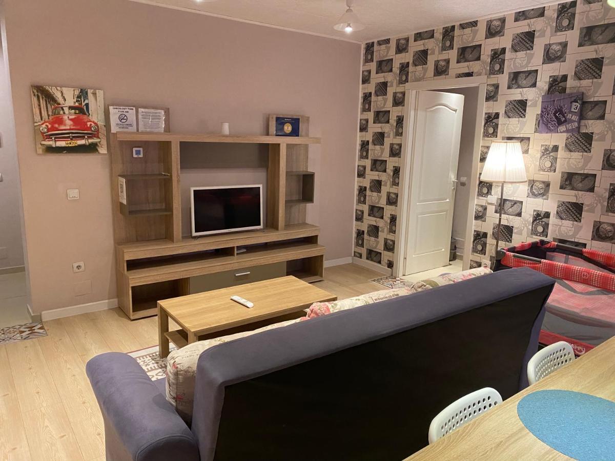 Igi Red Flat With Free Private Parking Apartman Kolozsvár Kültér fotó