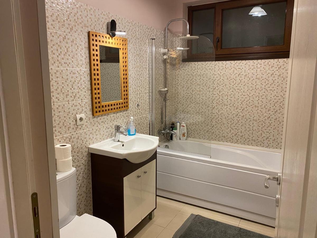 Igi Red Flat With Free Private Parking Apartman Kolozsvár Kültér fotó