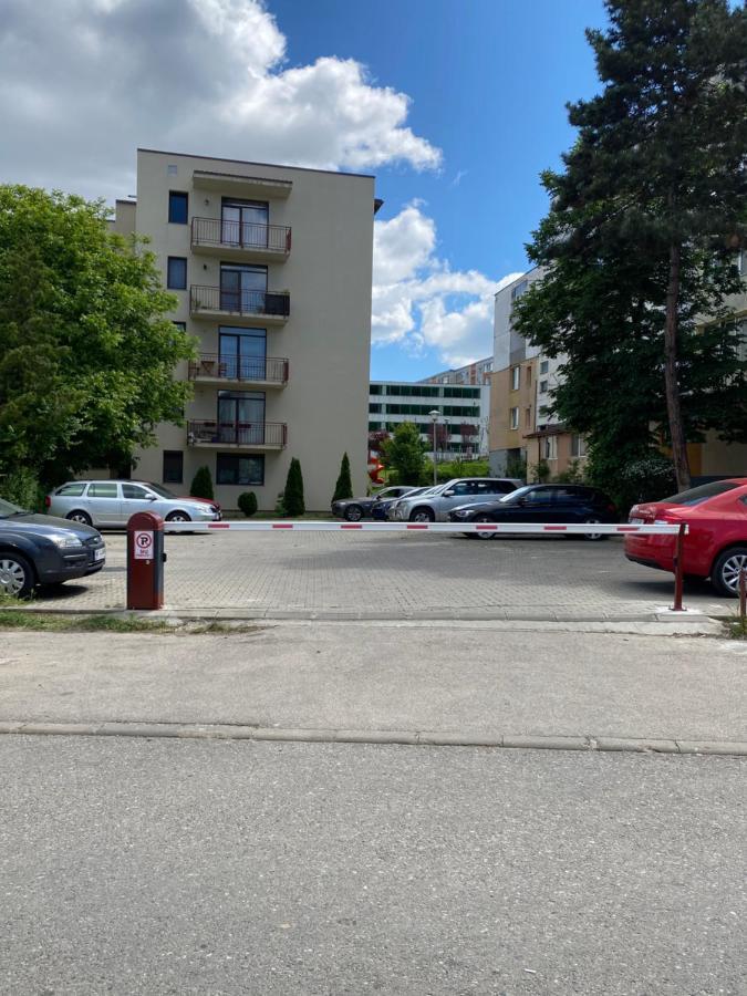 Igi Red Flat With Free Private Parking Apartman Kolozsvár Kültér fotó