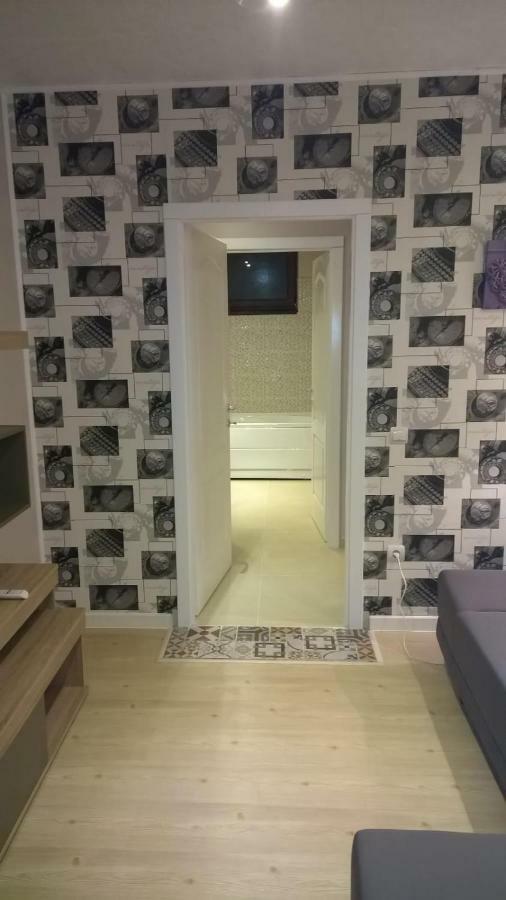 Igi Red Flat With Free Private Parking Apartman Kolozsvár Kültér fotó